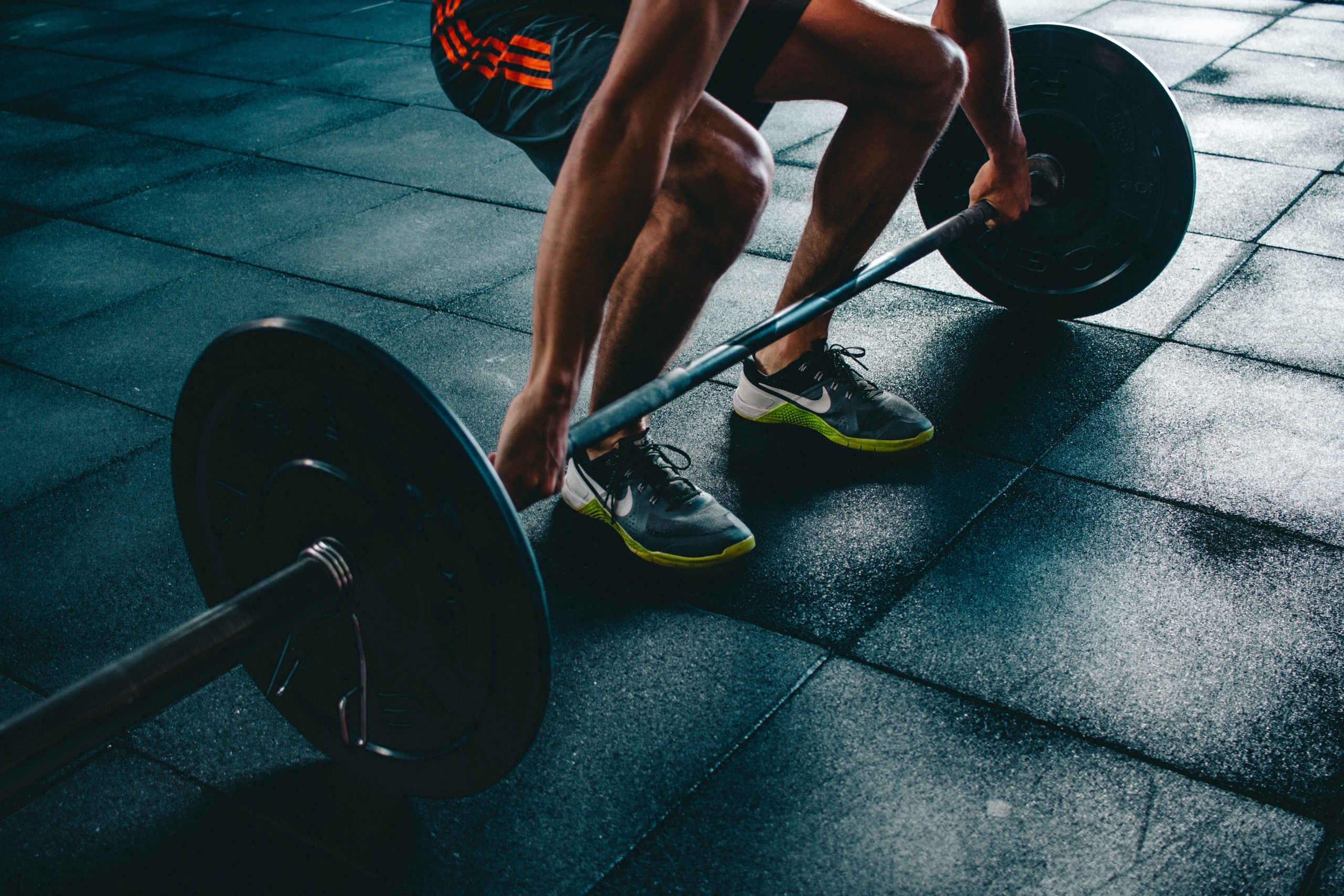 Increasing Weight or Increasing Reps: Can Both Make You Stronger?