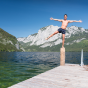 What a 10-Second Balance Test Can (and Can't) Tell Us About Longevity